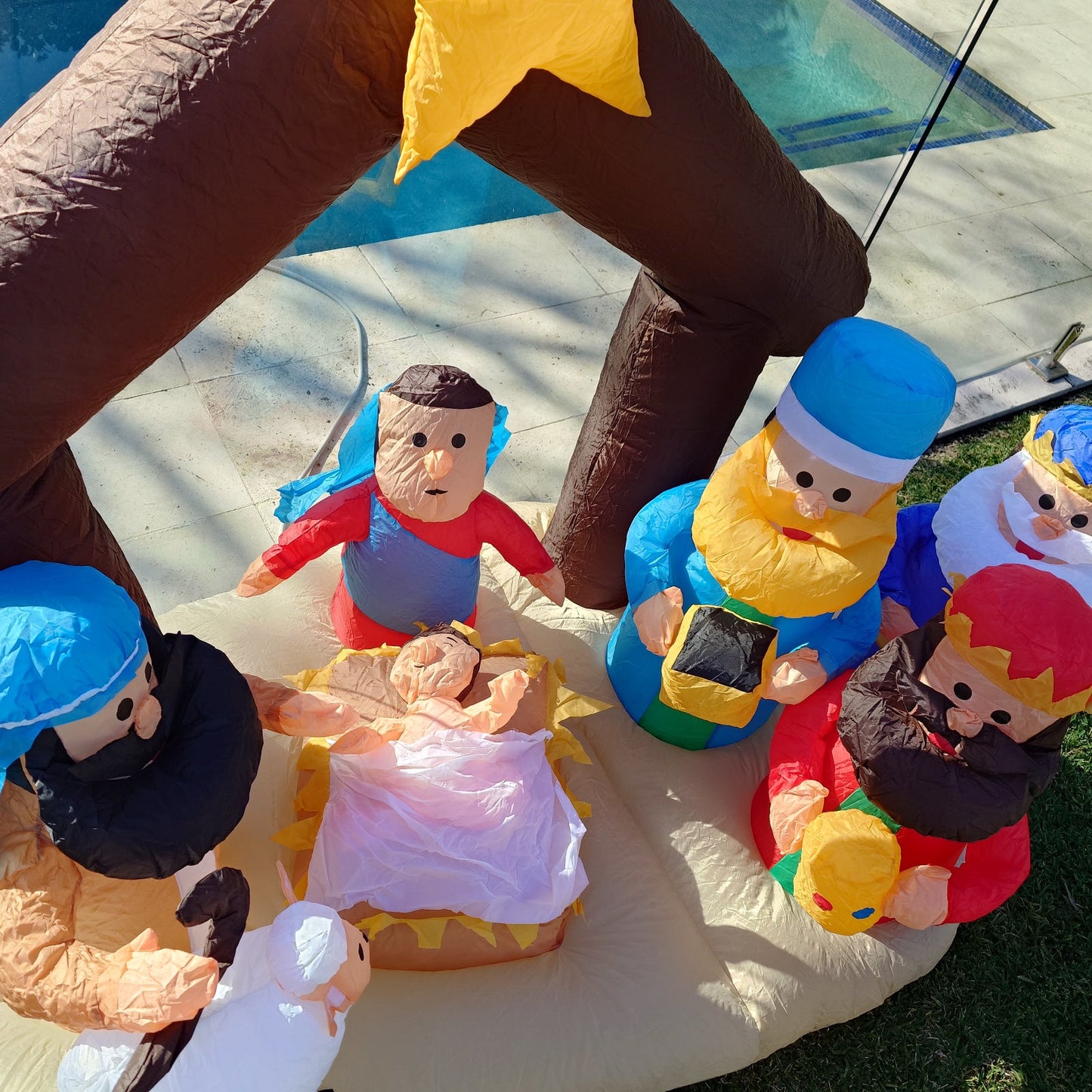 Christmas Decoration Inflatable 200cm Wide Nativity Scene 3 Kings Shepherd Mary Joseph & Jesus