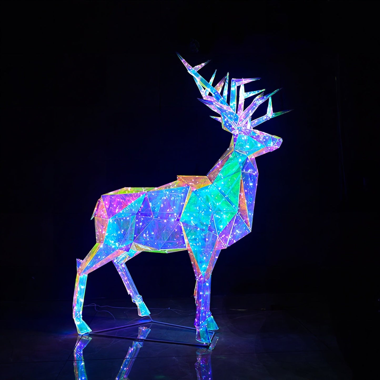 Christmas 3D Rainbow Film Erected Holographic Polygon 160cm Reindeer Doe LED Glimmering Cosmic Effect Outdoor