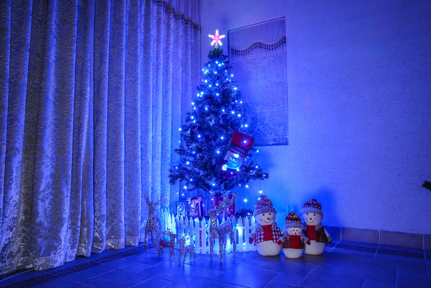 Clearance Smart WiFi APP Controlled RGB Indoor Christmas Tree Light for 6-7.5ft Trees