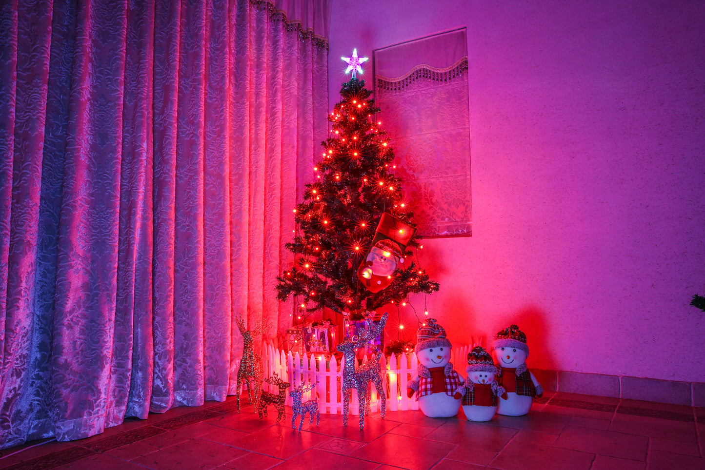 Clearance Smart WiFi APP Controlled RGB Indoor Christmas Tree Light for 6-7.5ft Trees